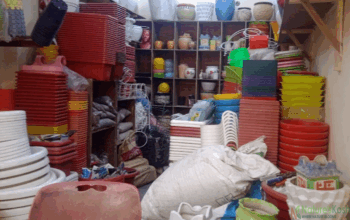 Plastic pots inJangpura – Mamta Gareden House