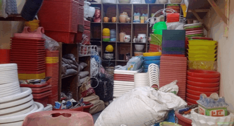 Plastic pots inJangpura – Mamta Gareden House